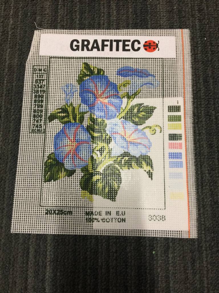 Blue Flowers Tapestry 3.038